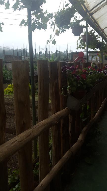 Mangala Flora Hotel Nuwara Eliya Bagian luar foto