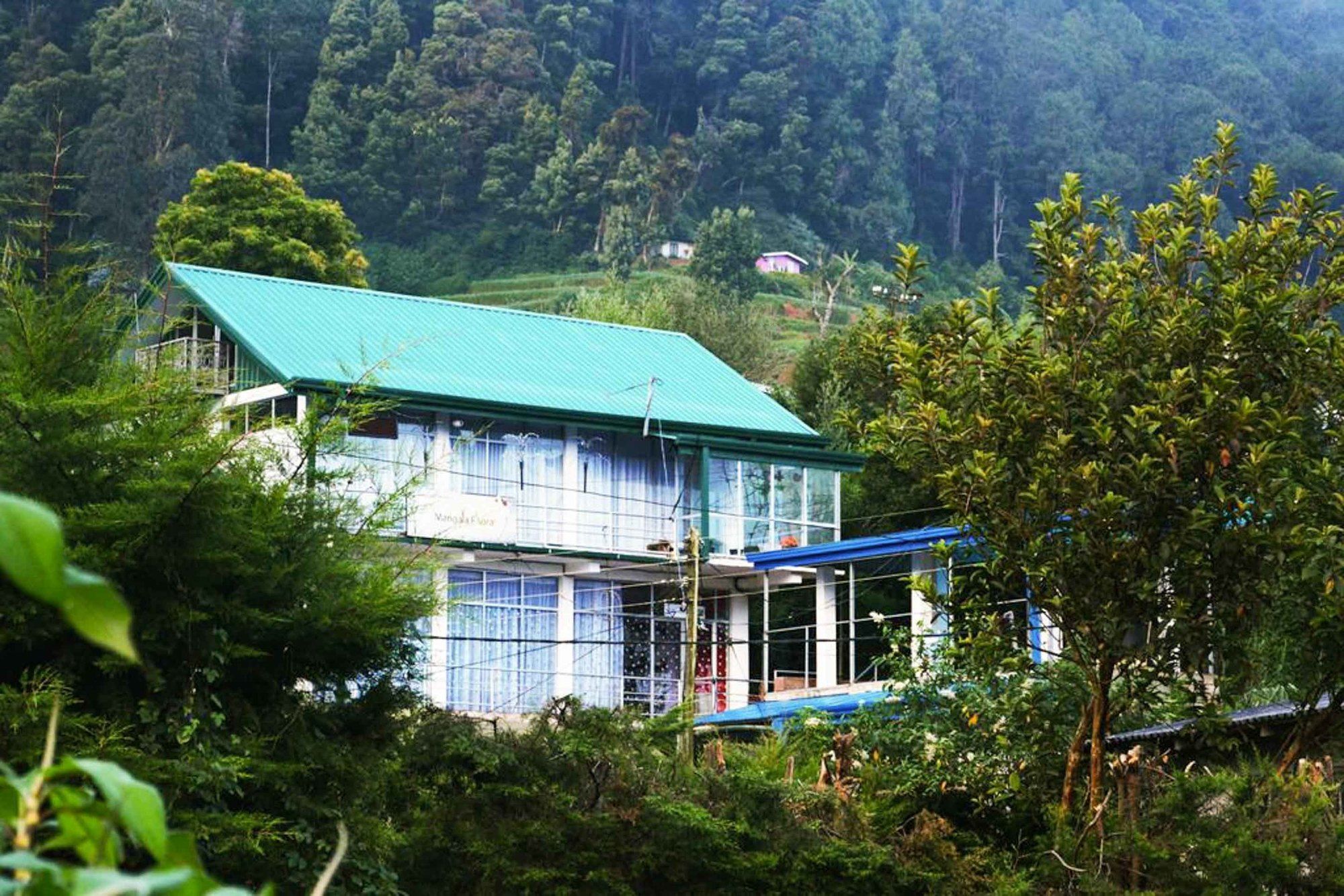 Mangala Flora Hotel Nuwara Eliya Bagian luar foto